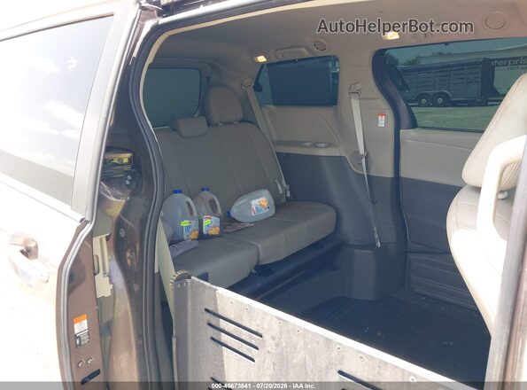 5TDYZ3DCXJS946474 2018 TOYOTA SIENNA Brown VIN კოდის სტიკერის ხედი