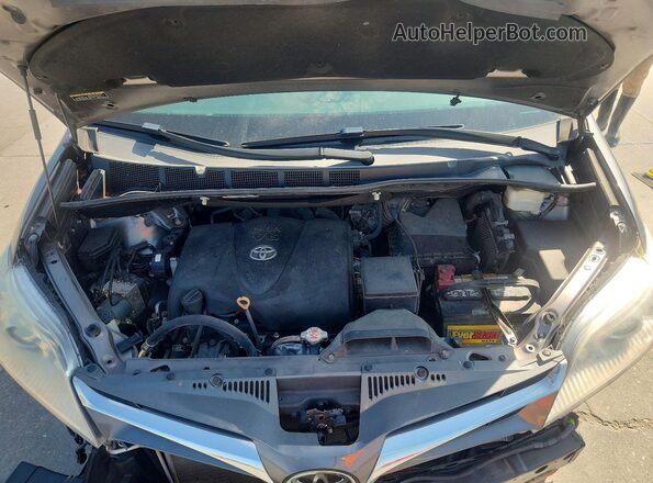5TDYZ3DCXKS017192 2019 TOYOTA SIENNA Charcoal ძრავის განყოფილების ხედი