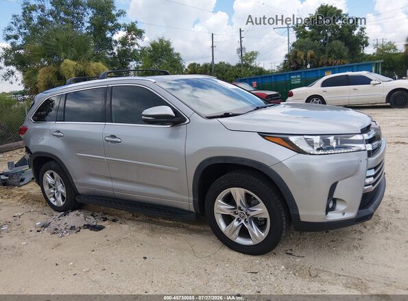 5TDYZRFH1KS355205 2019 TOYOTA HIGHLANDER Gray Vista interior trasera