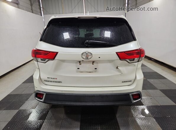 5TDYZRFH2JS266189 2018 TOYOTA HIGHLANDER White 