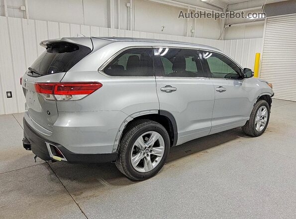 5TDYZRFH3JS246257 2018 TOYOTA HIGHLANDER Gray უკანა მარჯვენა