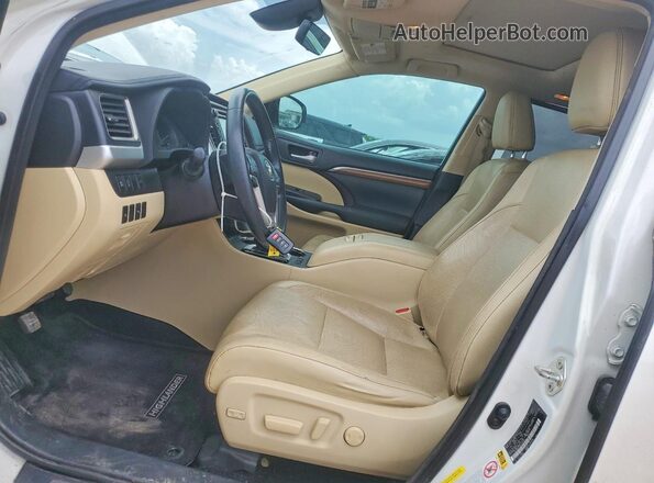 5TDYZRFH4HS206893 2017 TOYOTA HIGHLANDER White Front interior view