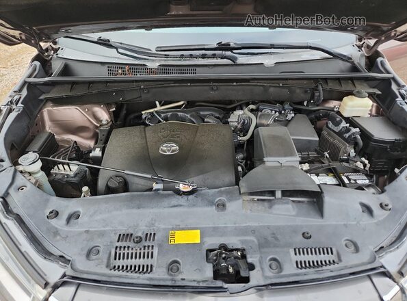 5TDYZRFH5HS209737 2017 TOYOTA HIGHLANDER Brown Շարժիչի բաժամունքի տեսք