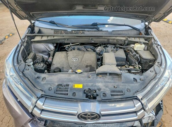 5TDYZRFH6HS187540 2017 TOYOTA HIGHLANDER Charcoal Вид задньої частини салону