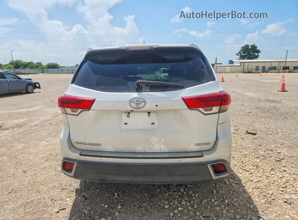 5TDYZRFH6HS192169 2017 TOYOTA HIGHLANDER White Widok z tyłu