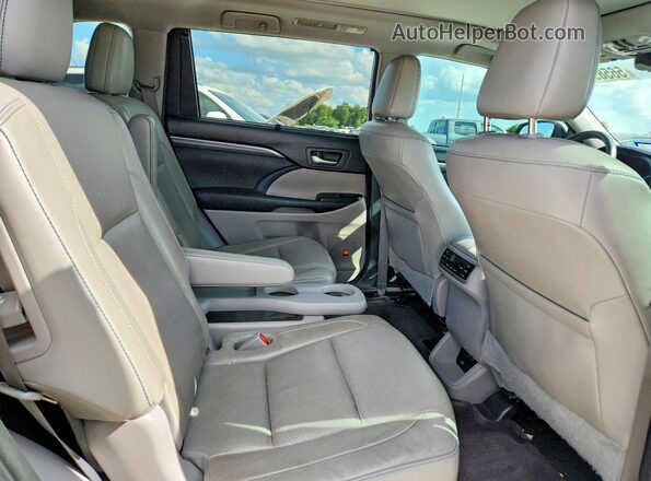 5TDYZRFH7HS193279 2017 TOYOTA HIGHLANDER White უკანა სავარძლების ხედი