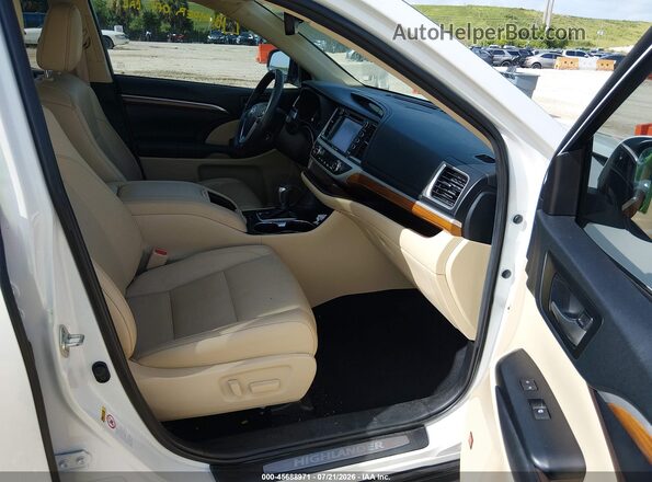 5TDYZRFH8KS331340 2019 TOYOTA HIGHLANDER White Widok wnętrza z przodu