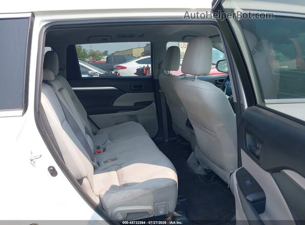 5TDZARFH0JS038512 2018 TOYOTA HIGHLANDER White Widok naklejki z numerem VIN