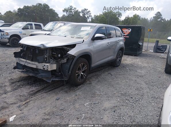 5TDZARFH1KS047589 2019 TOYOTA HIGHLANDER Silver Przód lewy