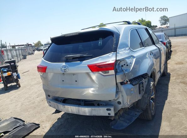 5TDZARFH6JS038272 2018 TOYOTA HIGHLANDER Silver 