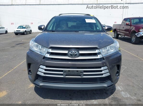 5TDZARFH7HS026741 2017 TOYOTA HIGHLANDER Gray Вид задньої частини салону