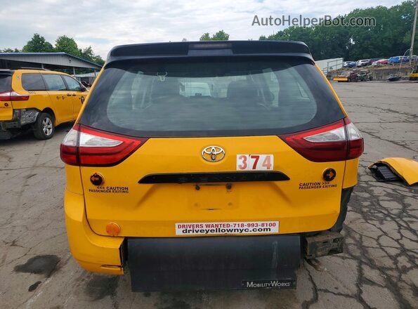 5TDZK3DC1GS754152 2016 TOYOTA SIENNA Yellow Widok z tyłu