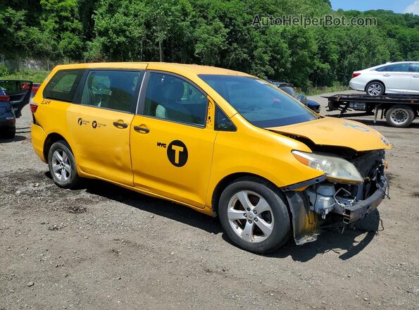 5TDZK3DC6GS700586 2016 TOYOTA SIENNA Yellow Przód prawy