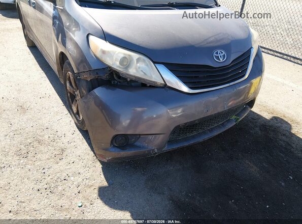 5TDZK3DC9GS692239 2016 TOYOTA SIENNA Серый Вид спереди