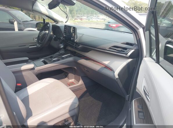 5TDZRKEC1PS176798 2023 TOYOTA SIENNA Silver Vista interior delantera