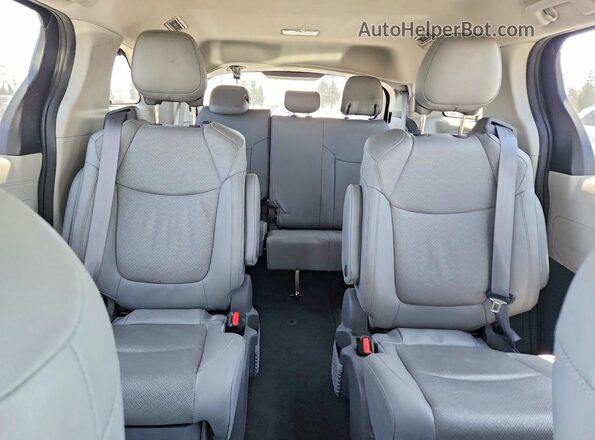 5TDZRKEC2MS003383 2021 TOYOTA SIENNA Black უკანა სავარძლების ხედი