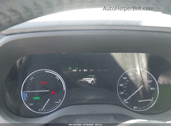 5TDZRKEC8NS105109 2022 TOYOTA SIENNA Белый Вид задних сидений