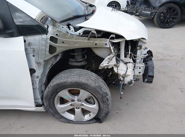 5TDZZ3DC3HS860423 2017 TOYOTA SIENNA White 