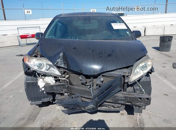 5TDZZ3DC3JS964268 2018 TOYOTA SIENNA Black Vista interior trasera