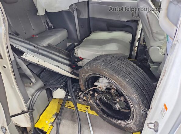 5TDZZ3DC3LS036785 2020 TOYOTA SIENNA White VIN կոդի պիտակի տեսք