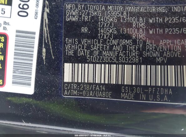 5TDZZ3DC5LS032981 2020 TOYOTA SIENNA Black Widok komory silnika