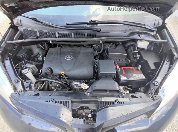 5TDZZ3DC5LS086426 2020 TOYOTA SIENNA Black Widok komory silnika