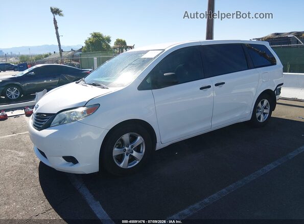 5TDZZ3DC6HS820840 2017 TOYOTA SIENNA White წინა მარცხენა ხედი სამი მეოთხედიდან