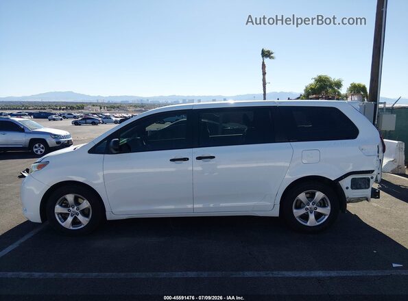 5TDZZ3DC6HS820840 2017 TOYOTA SIENNA White 