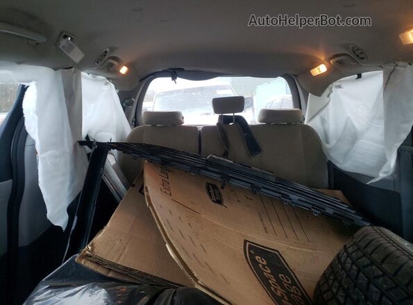 5TDZZ3DC6LS082790 2020 TOYOTA SIENNA Silver Widok tylnych siedzeń