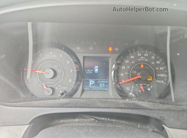 5TDZZ3DC7HS836738 2017 TOYOTA SIENNA Black Սարքավորումների վահանակի տեսք