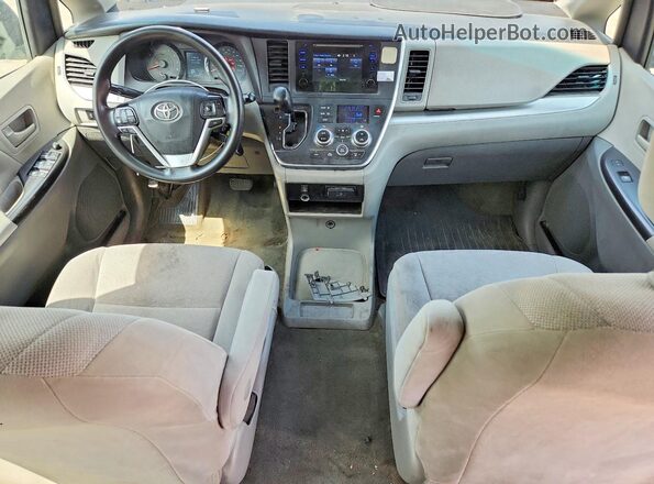 5TDZZ3DC7HS836738 2017 TOYOTA SIENNA Black Առջևի վահանակի տեսք