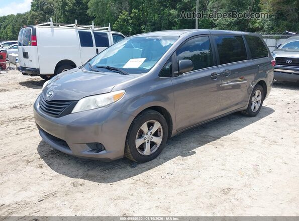 5TDZZ3DC9HS879042 2017 TOYOTA SIENNA Gray Przód lewy