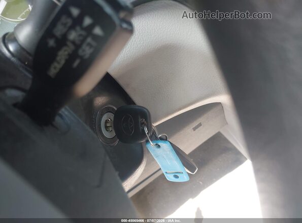5TDZZ3DCXJS960086 2018 TOYOTA SIENNA Gray Вид панелі приладів