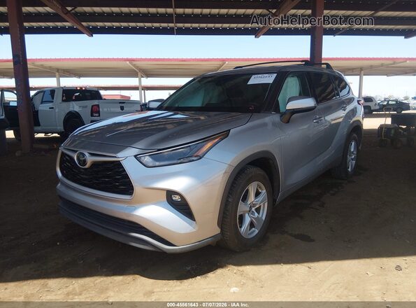 5TDZZRAH0MS032293 2021 TOYOTA HIGHLANDER Silver Front left
