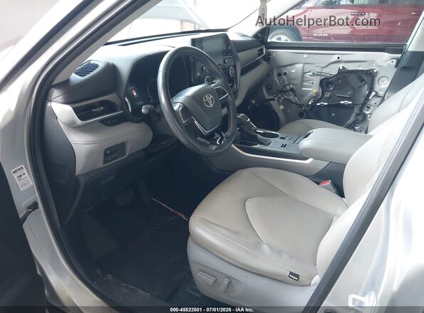 5TDZZRAH4LS009193 2020 TOYOTA HIGHLANDER Silver Vista interior delantera