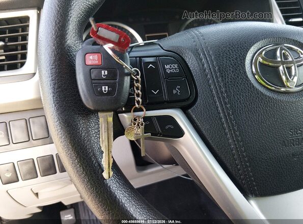 5TDZZRFH2KS290837 2019 TOYOTA HIGHLANDER Gray Widok deski rozdzielczej