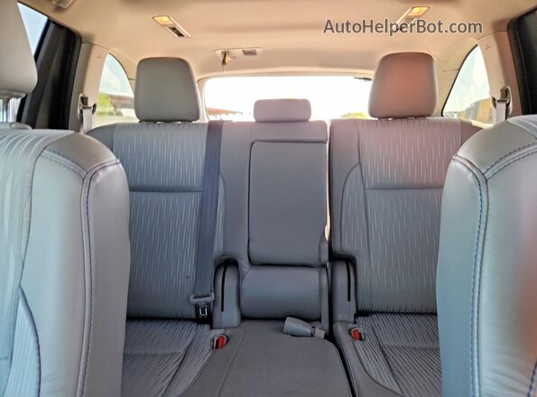 5TDZZRFH9KS367476 2019 TOYOTA HIGHLANDER Charcoal Rear seats view