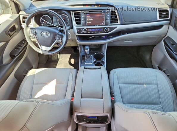 5TDZZRFH9KS367476 2019 TOYOTA HIGHLANDER Charcoal Dashboard view