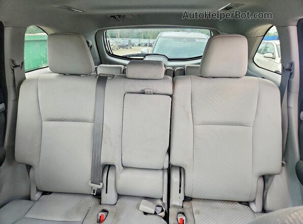 5TDZZRFHXHS212962 2017 TOYOTA HIGHLANDER Silver Вид задніх сидінь