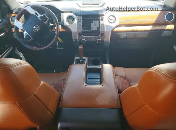 5TFAY5F11KX816168 2019 TOYOTA TUNDRA White Vista del salpicadero