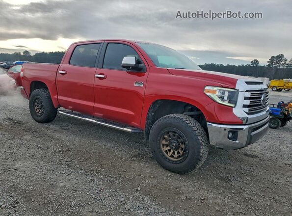 5TFAY5F13LX876566 2020 TOYOTA TUNDRA Красный Передняя правая четверть