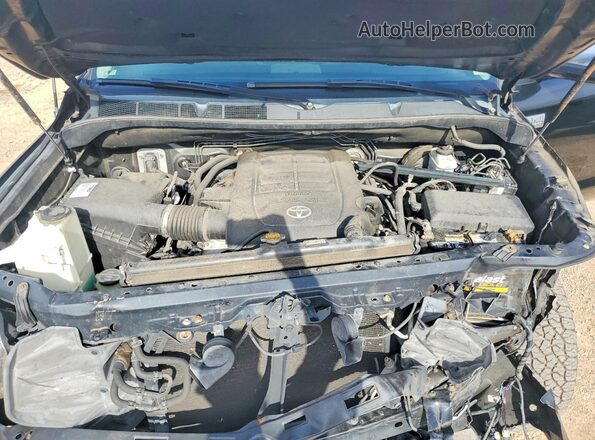 5TFAY5F1XGX505328 2016 TOYOTA TUNDRA Black Widok wnętrza z tyłu