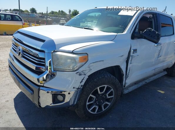 5TFAY5F1XHX649396 2017 TOYOTA TUNDRA White Front view