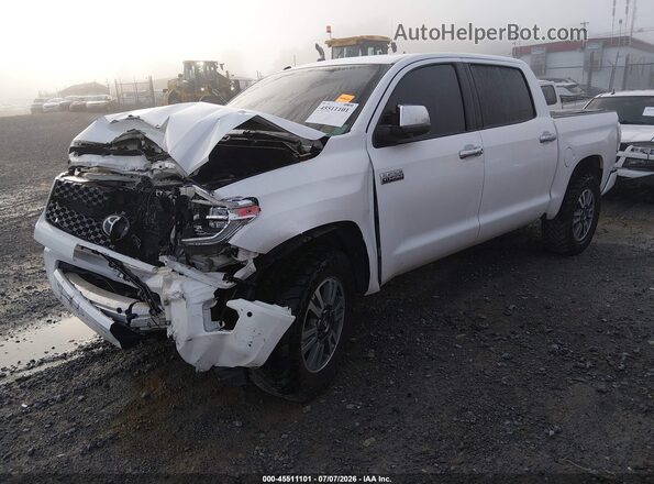 5TFAY5F1XKX841442 2019 TOYOTA TUNDRA Белый Передняя левая четверть