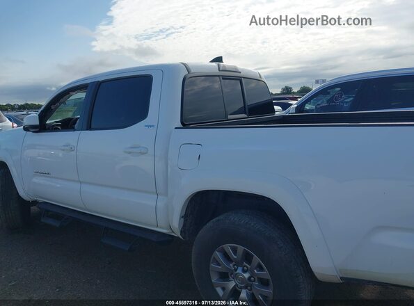 5TFAZ5CN8HX044751 2017 TOYOTA TACOMA White Панорамний вид салону 360°