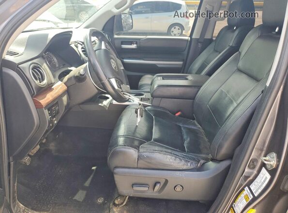 5TFBW5F11GX573365 2016 TOYOTA TUNDRA Gray Front interior view