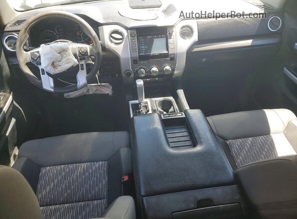 5TFCY5F13JX022554 2018 TOYOTA TUNDRA Silver Vista del salpicadero