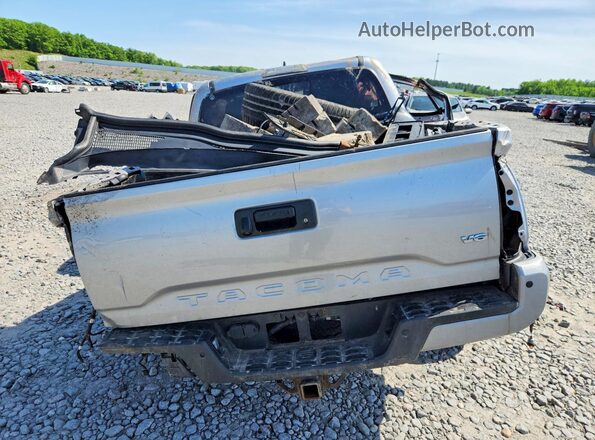 5TFCZ5AN2KX190212 2019 TOYOTA TACOMA Серебряный Вид сзади