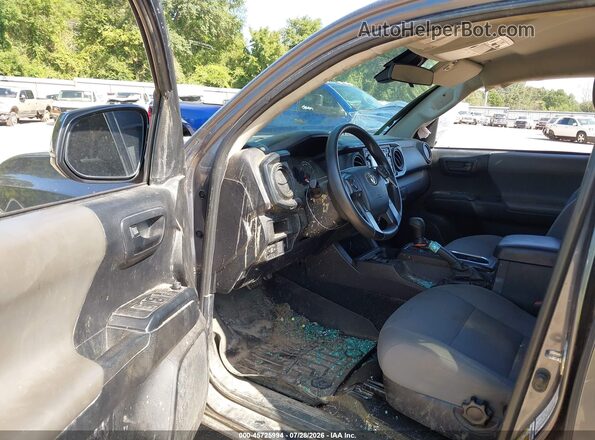 5TFCZ5AN2KX197872 2019 TOYOTA TACOMA Gray Widok wnętrza z przodu
