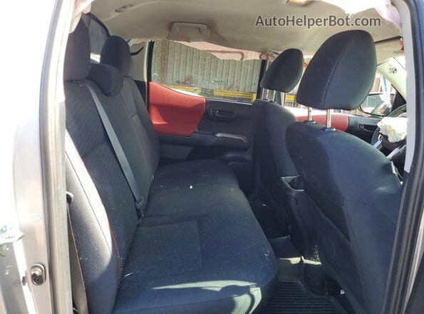 5TFCZ5AN2MX282925 2021 TOYOTA TACOMA Silver Vista de los asientos traseros